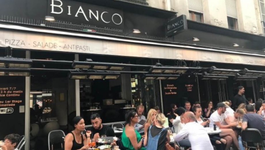 Restaurantul Bianco Paris placheaza peretii bucatariei cu MedClyn